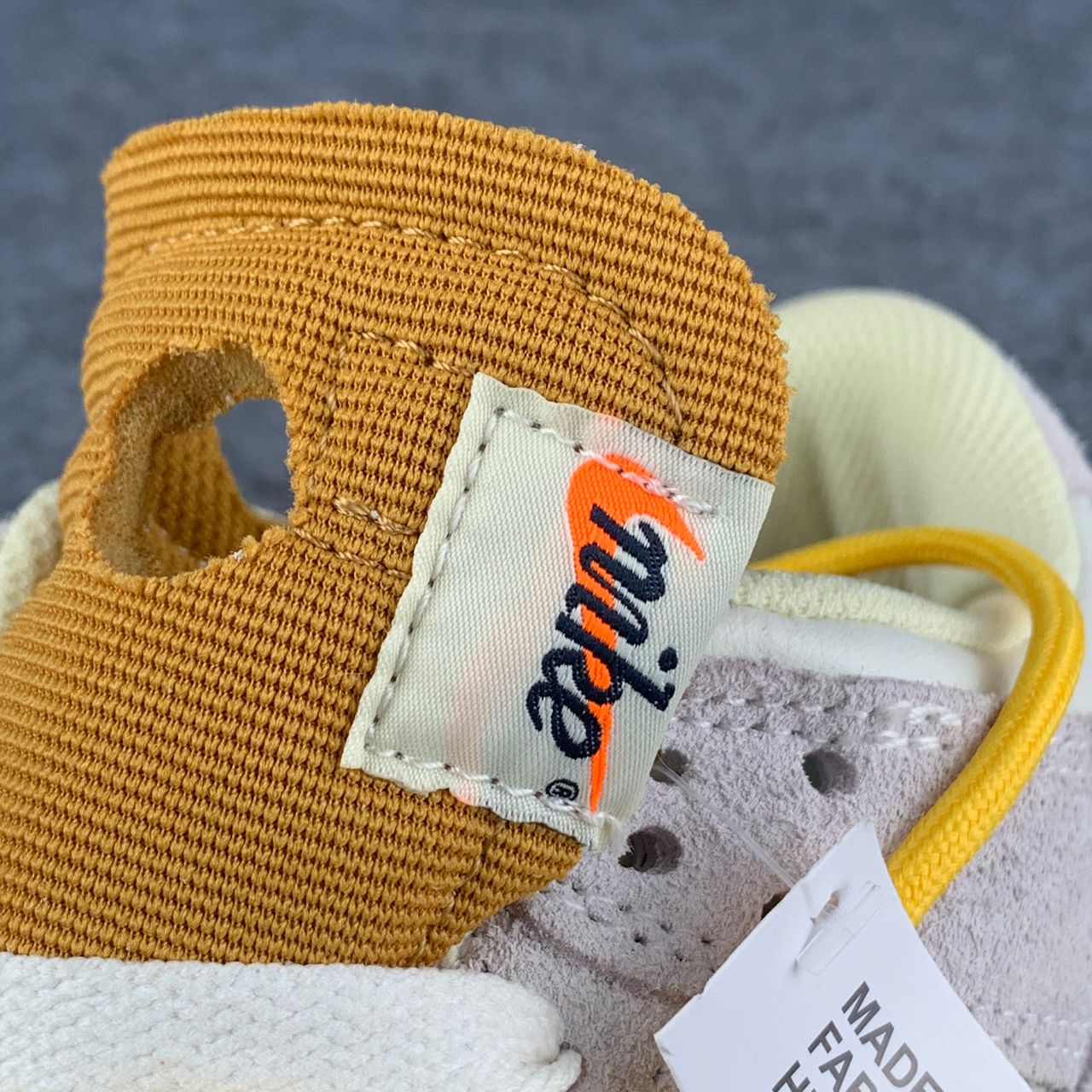 Off-White x Dunk Low 'Lot 39 of 50'