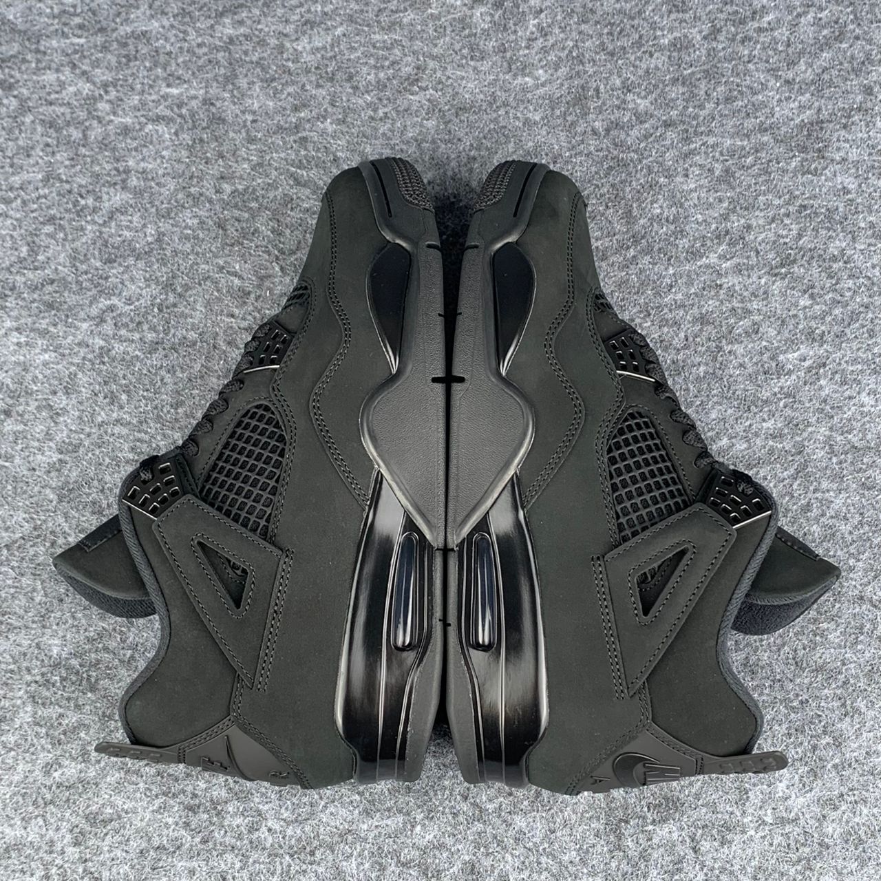 Air Jordan 4 Retro 'Black Cat' 2025