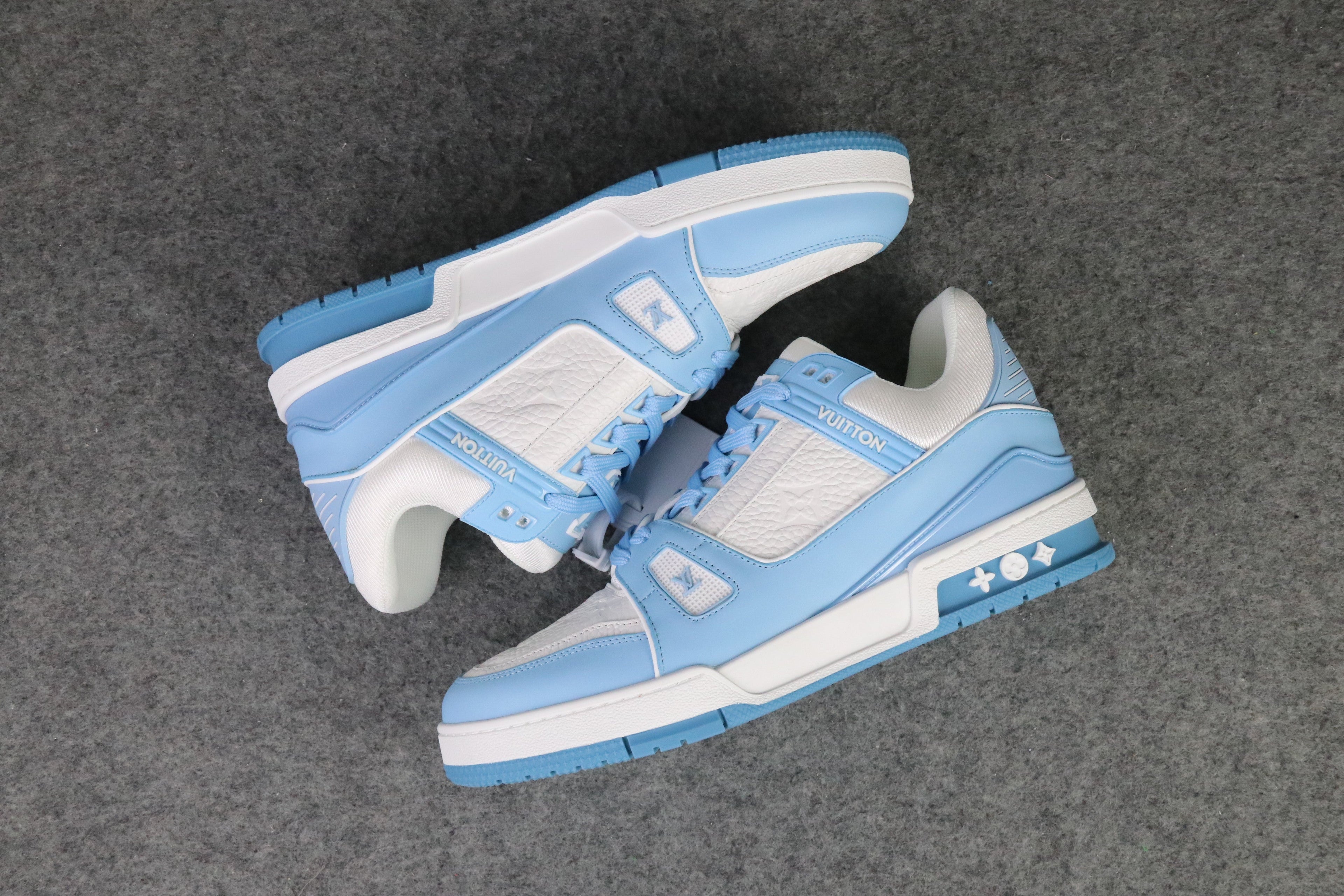 LV Trainer Low 'White Sky Blue'