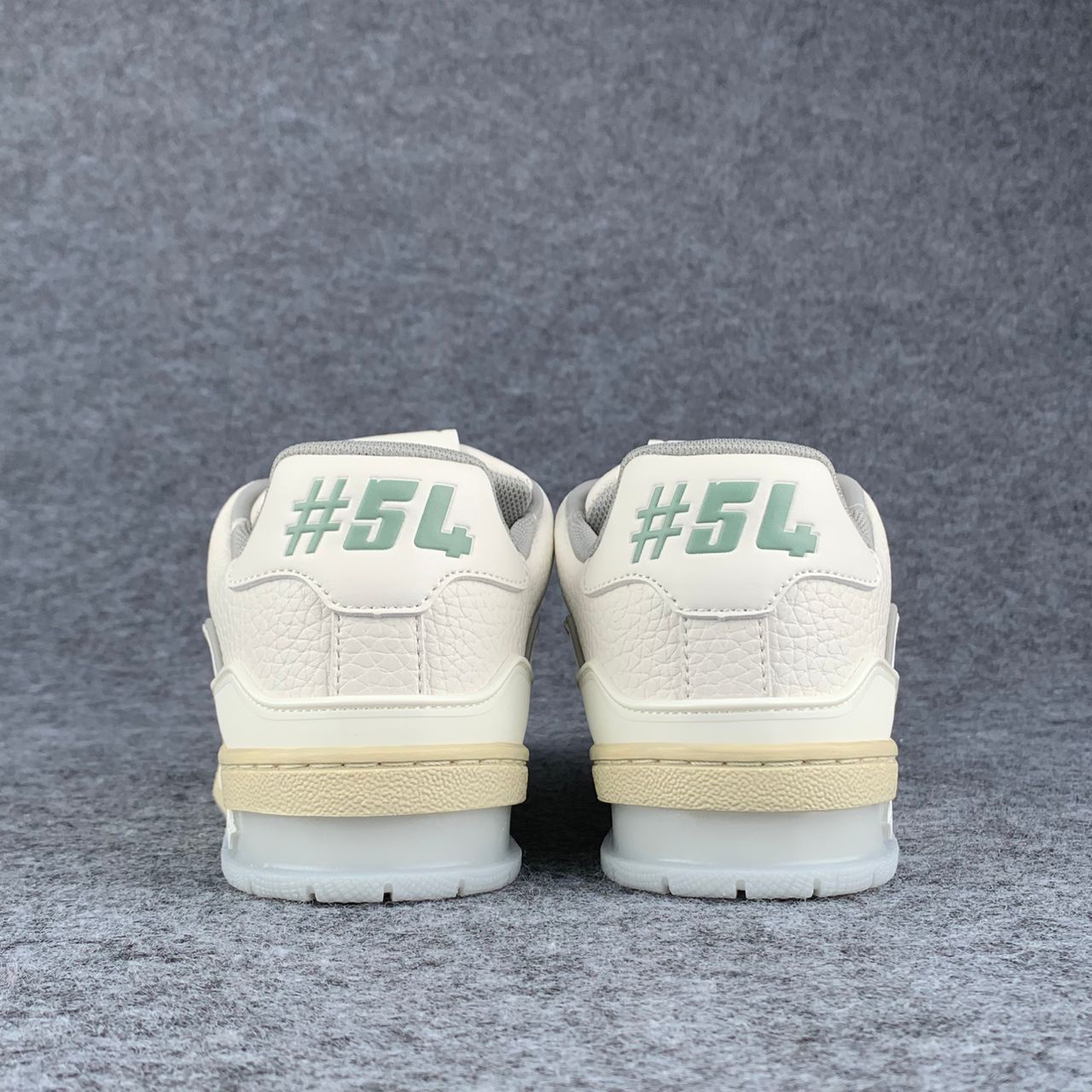 LV Trainer 'Cream White' (B-Grade Version)
