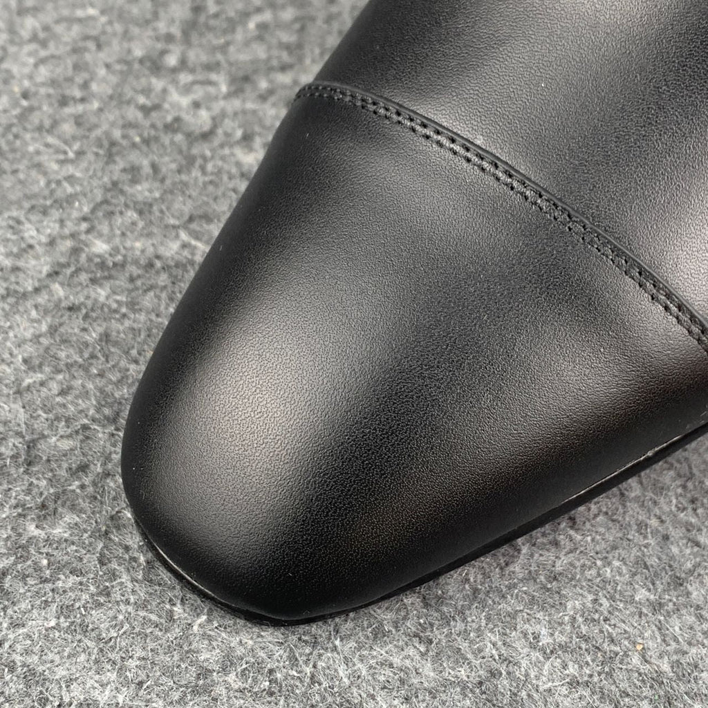 Christian Louboutin Greggo Flat Calf 'Black'