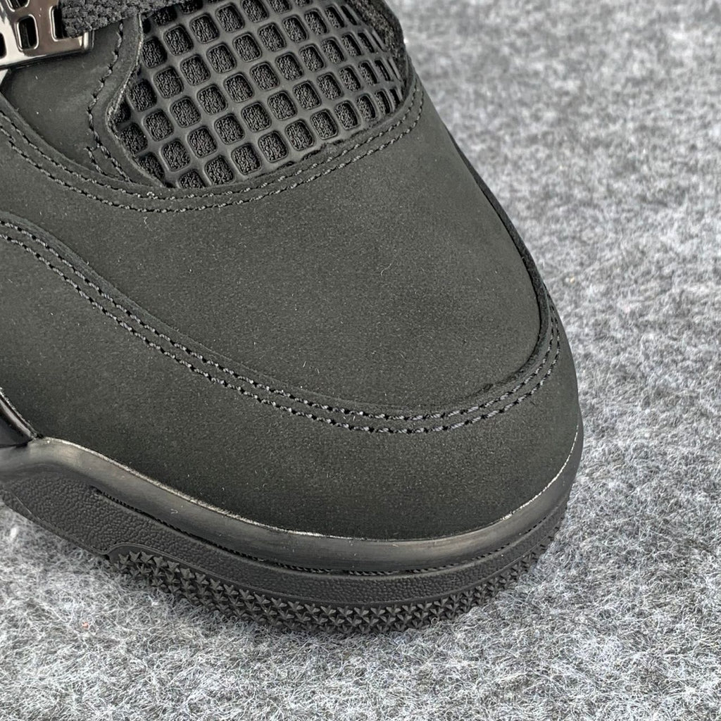 Air Jordan 4 Retro 'Black Cat' 2025