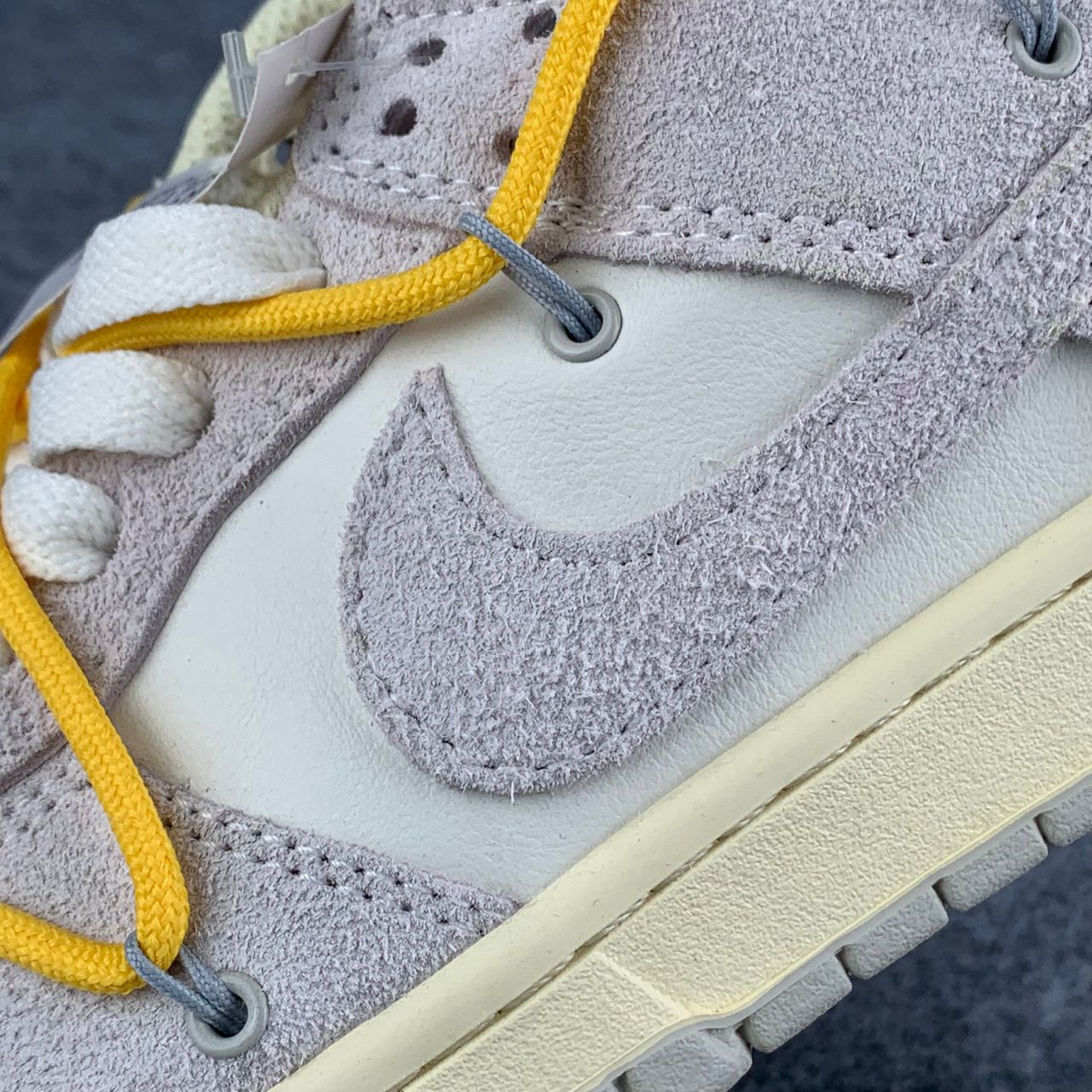 Off-White x Dunk Low 'Lot 39 of 50'