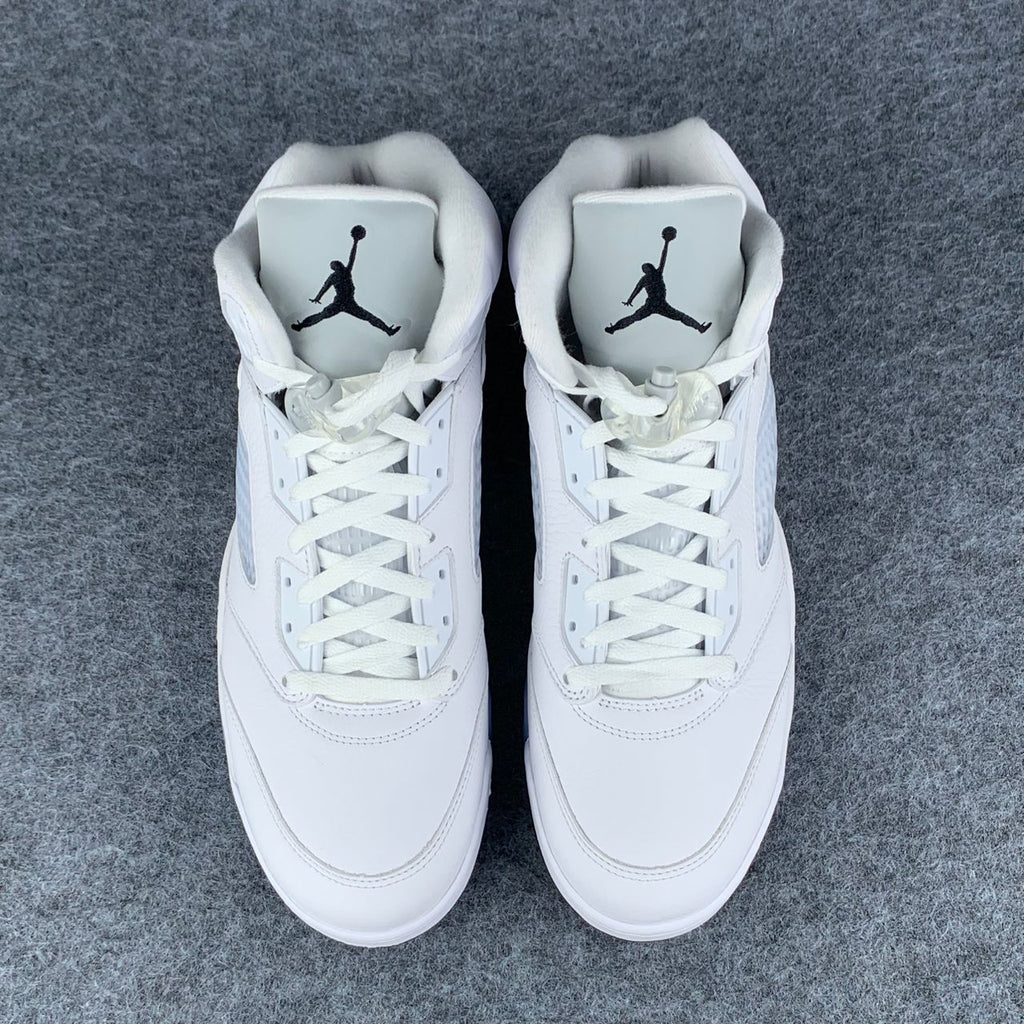 Jordan 5 Retro White Metallic (2026)