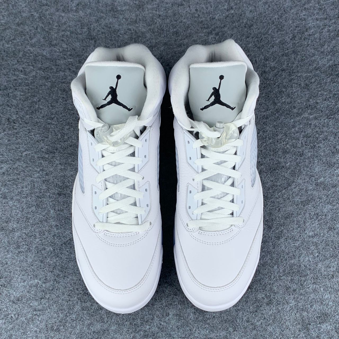 Jordan 5 Retro White Metallic (2026)