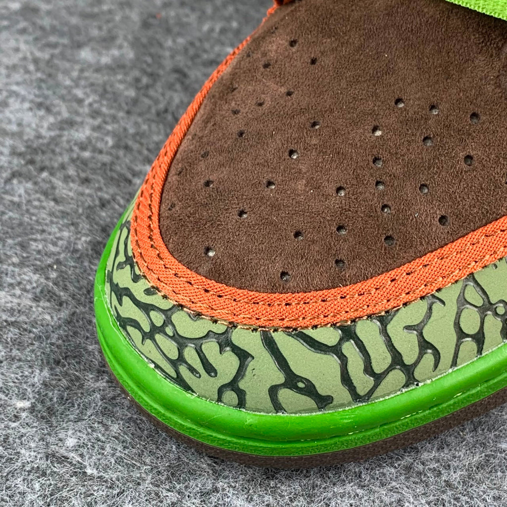 Dunk Low Premium SB QS 'De La Soul'