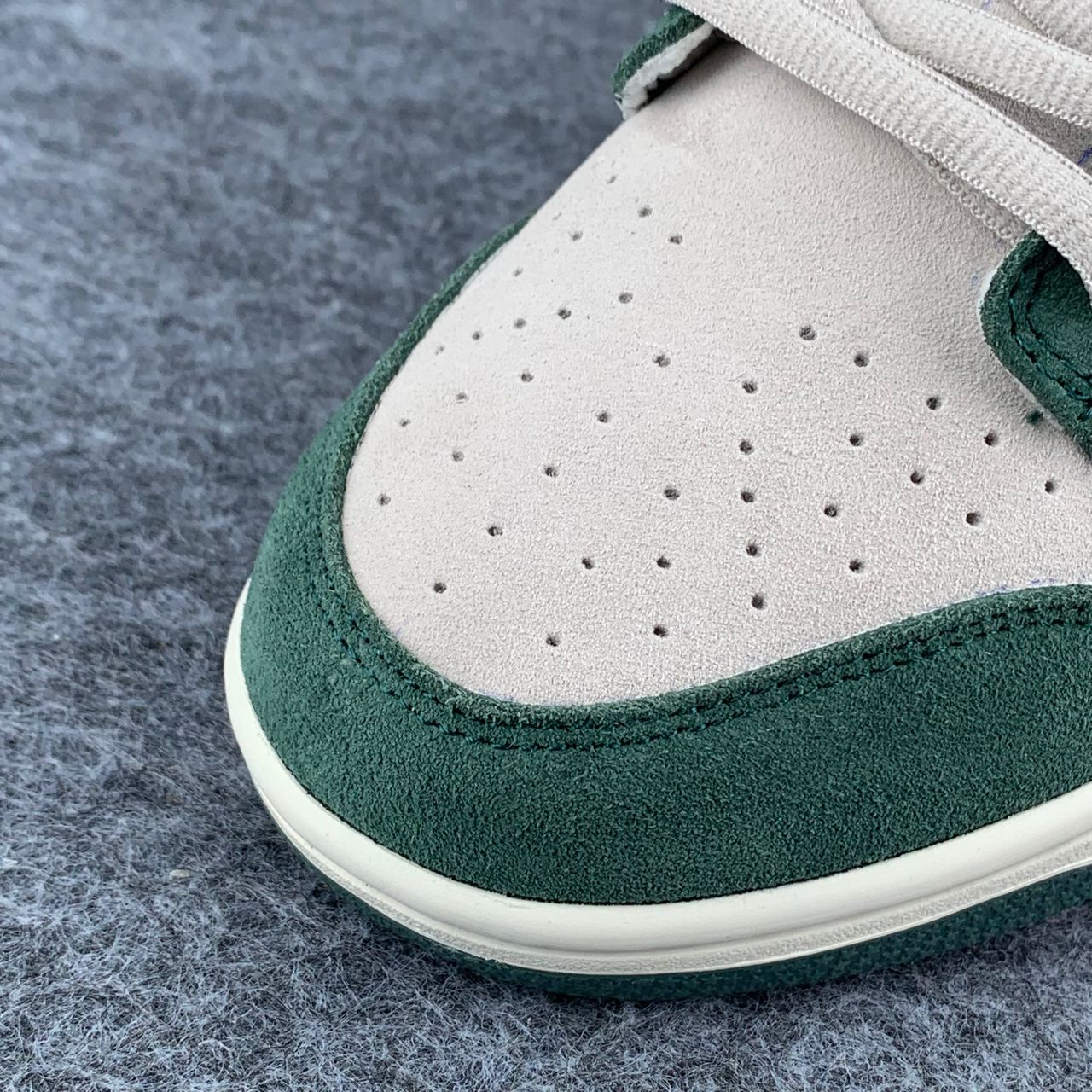 Dunk Low Pro SB 'Eire'