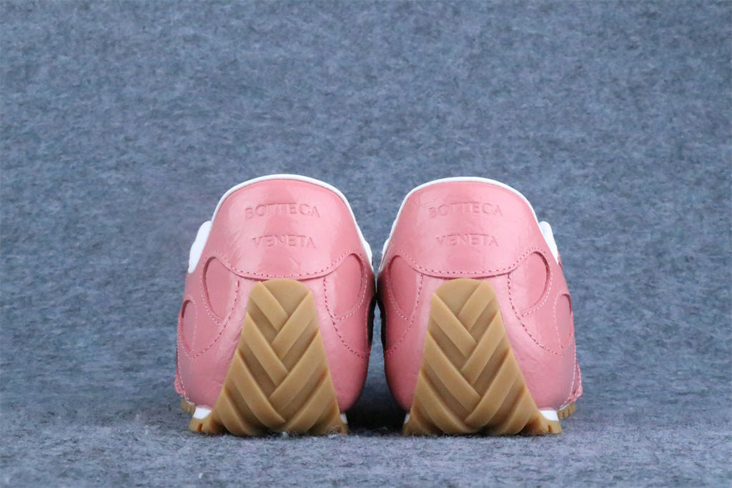 Bottega Veneta Orbit Wmns Flash Sneaker ‘Camelia’