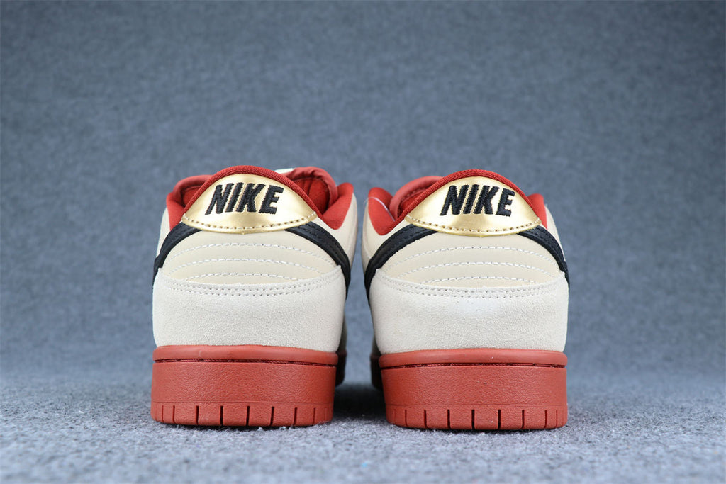 Nike Dunk Low SB 'Hennessy '