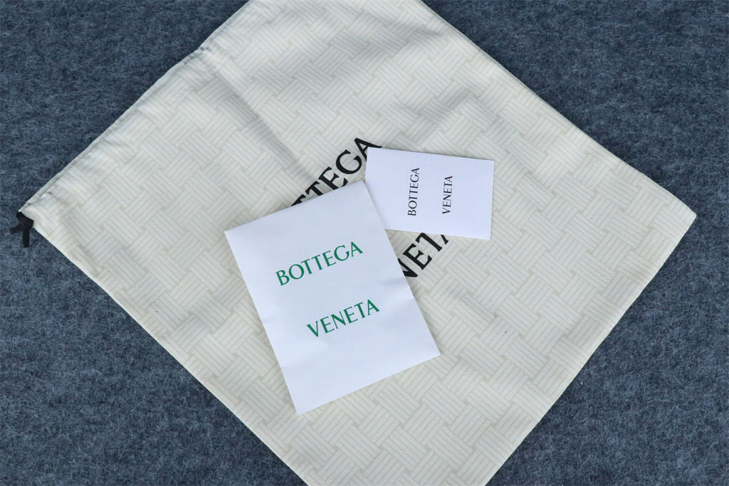 Bottega Veneta Orbit Flash Sneaker ‘Navy’