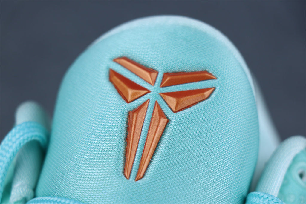 Nike Kobe 6 Protro Jalen Brunson Statue of Liberty